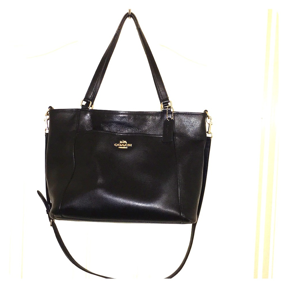 Coach tote black leather.